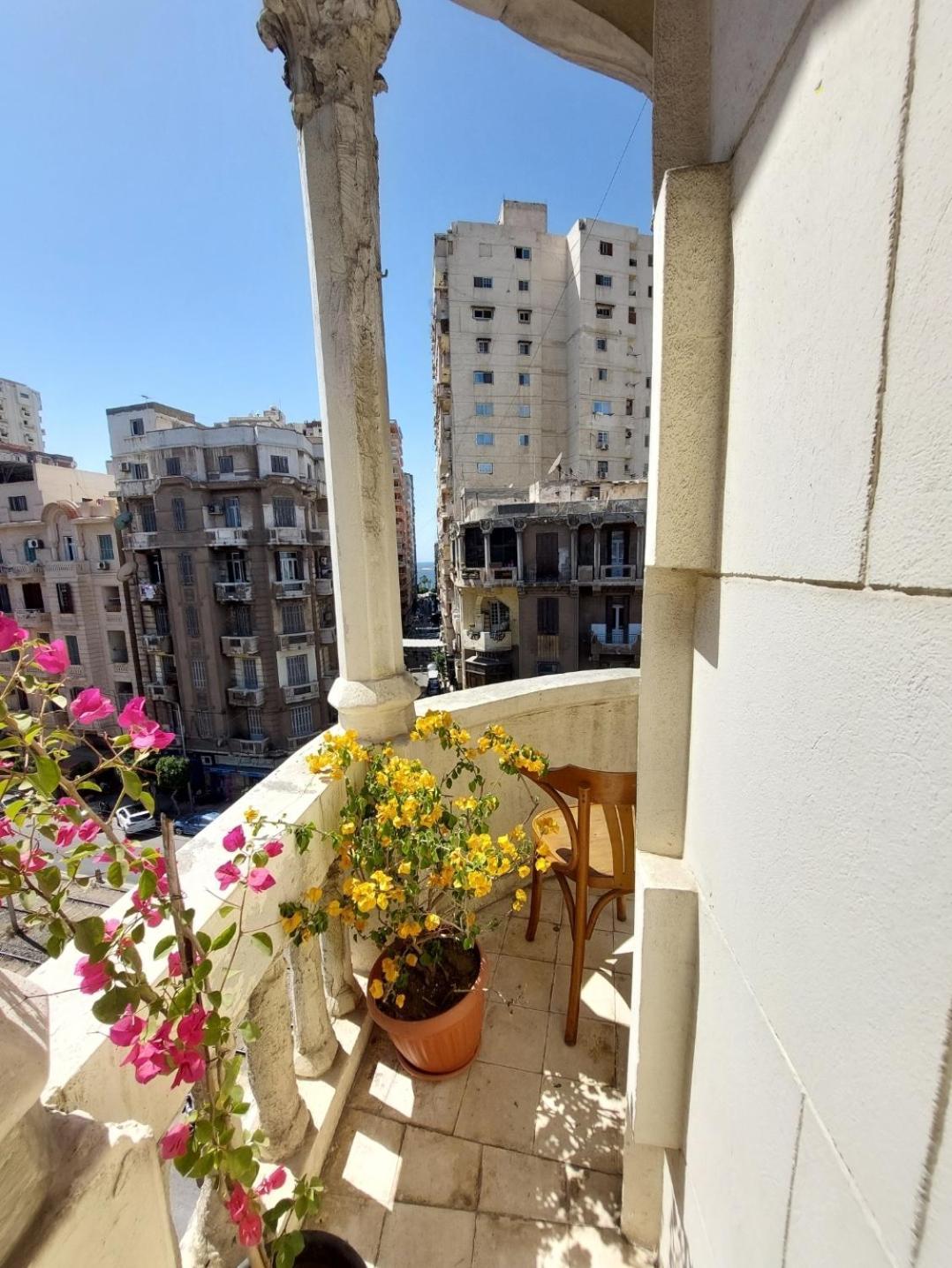 For Men only, No ladies, Siren&Lovely Private room غرفة خاصة بإطلالة الإسكندرية المظهر الخارجي الصورة